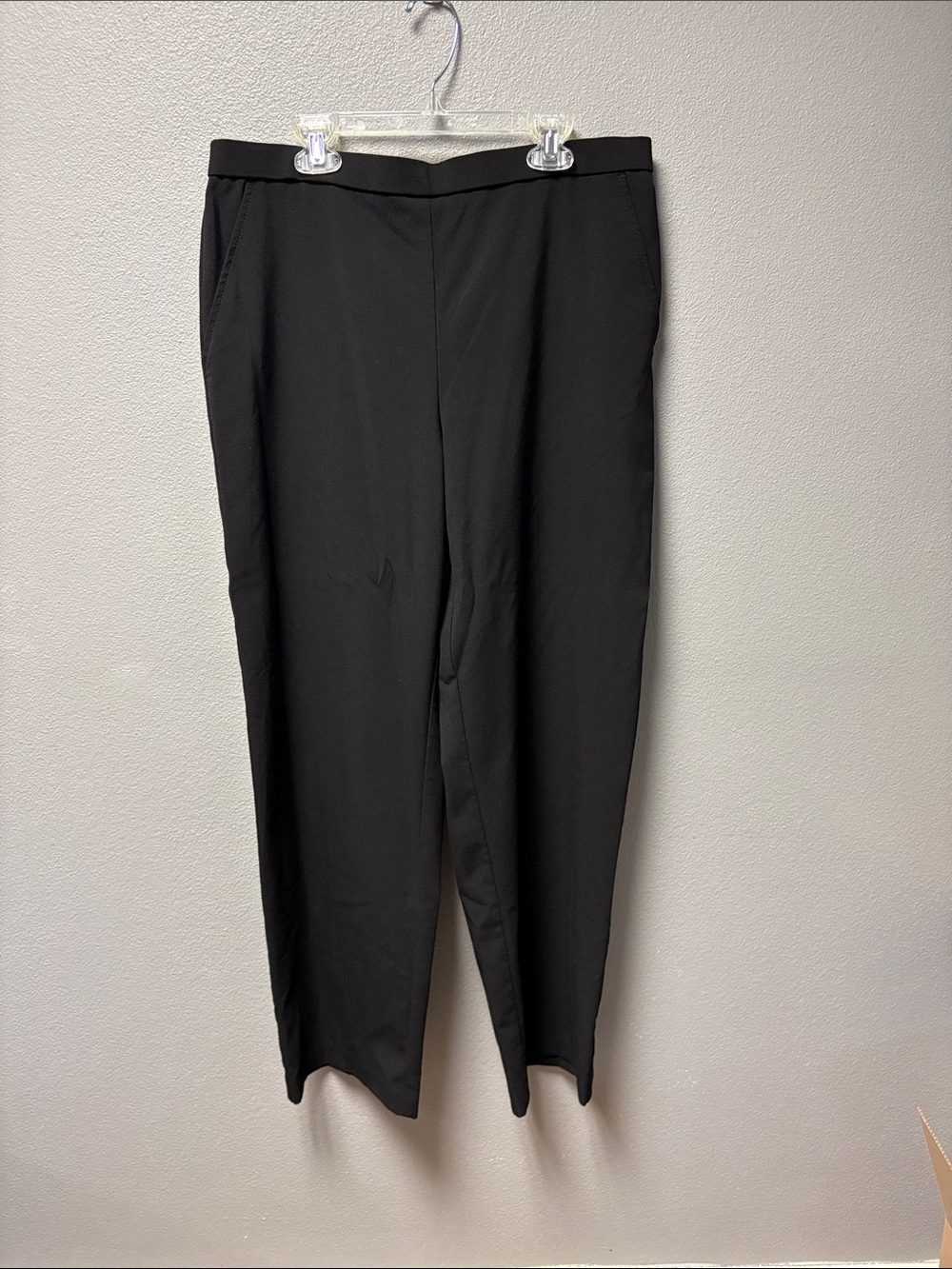 Briggs New York Women's Black Straight-Leg Dress Pants